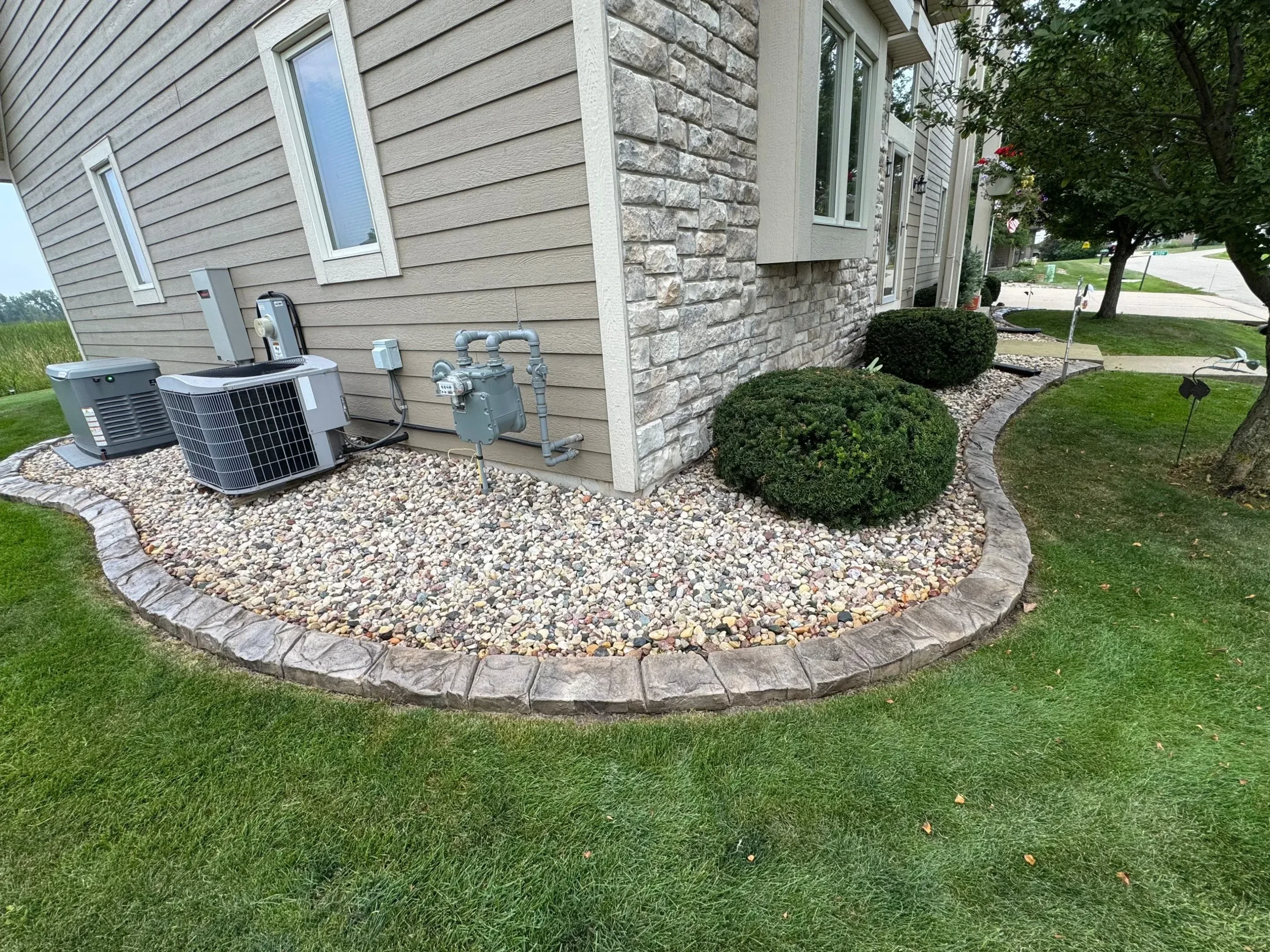 Goods Curbing Stepping Stone Path in Middlebury